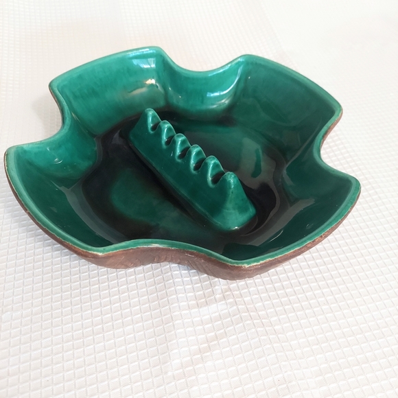 California Pottery Art Vintage Green Glazed Ashtray California